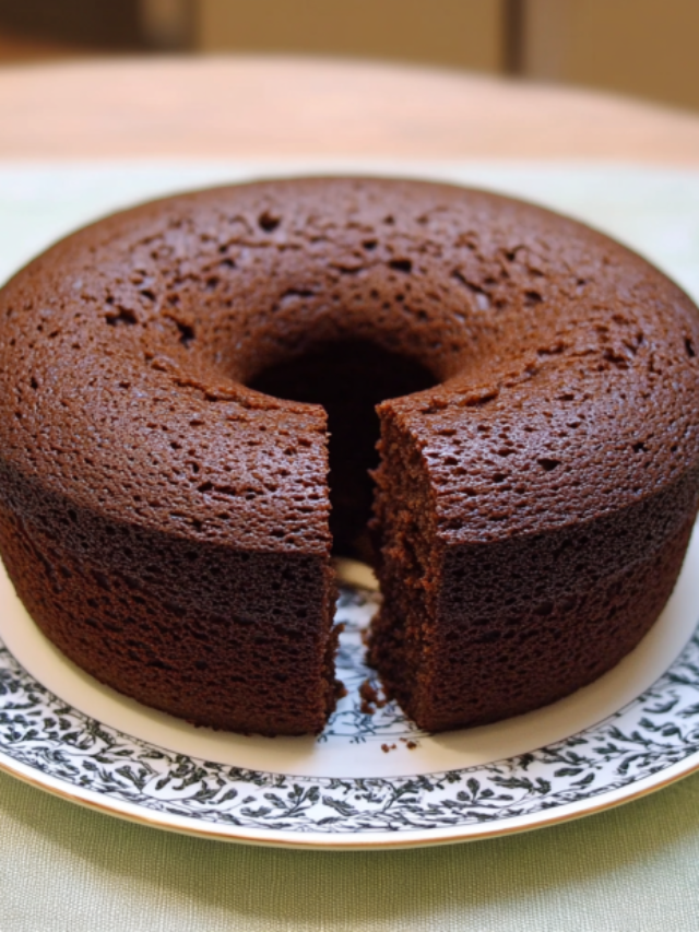 Receita de Bolo de Chocolate Fácil com Ingredientes Simples